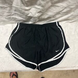 Nike Women's Tempo Shorts 5 pairs